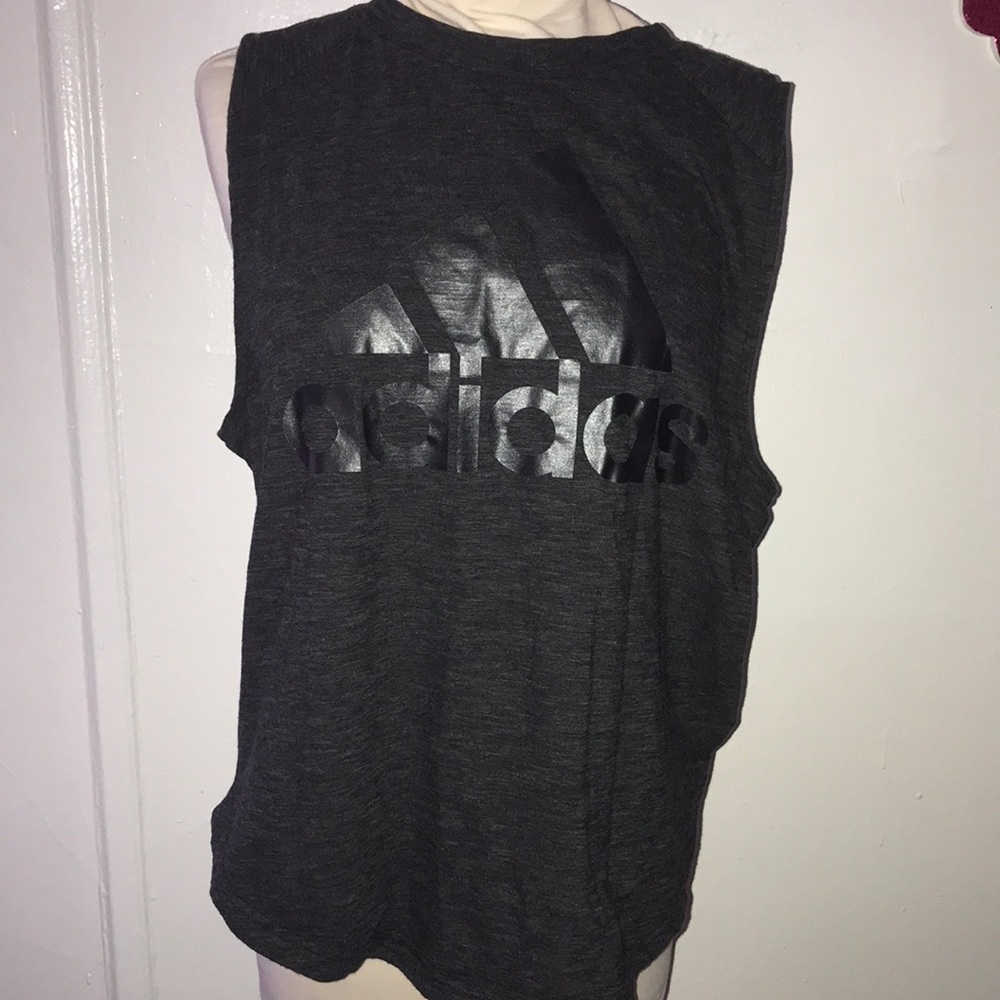 Adidas Gray muscle tee size M